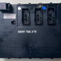 hộp cầu chì xcient-1