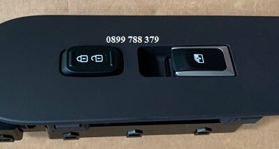 Công tắc nâng hạ kính bên phải xe đầu kéo Hyundai Trago Xcient